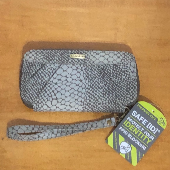 Travelon Handbags - TRAVELON SAFE (ID) WALLET/WRISTLET